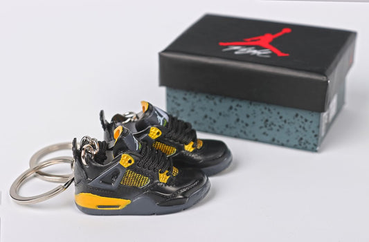 AJ 4 - "Thunder"