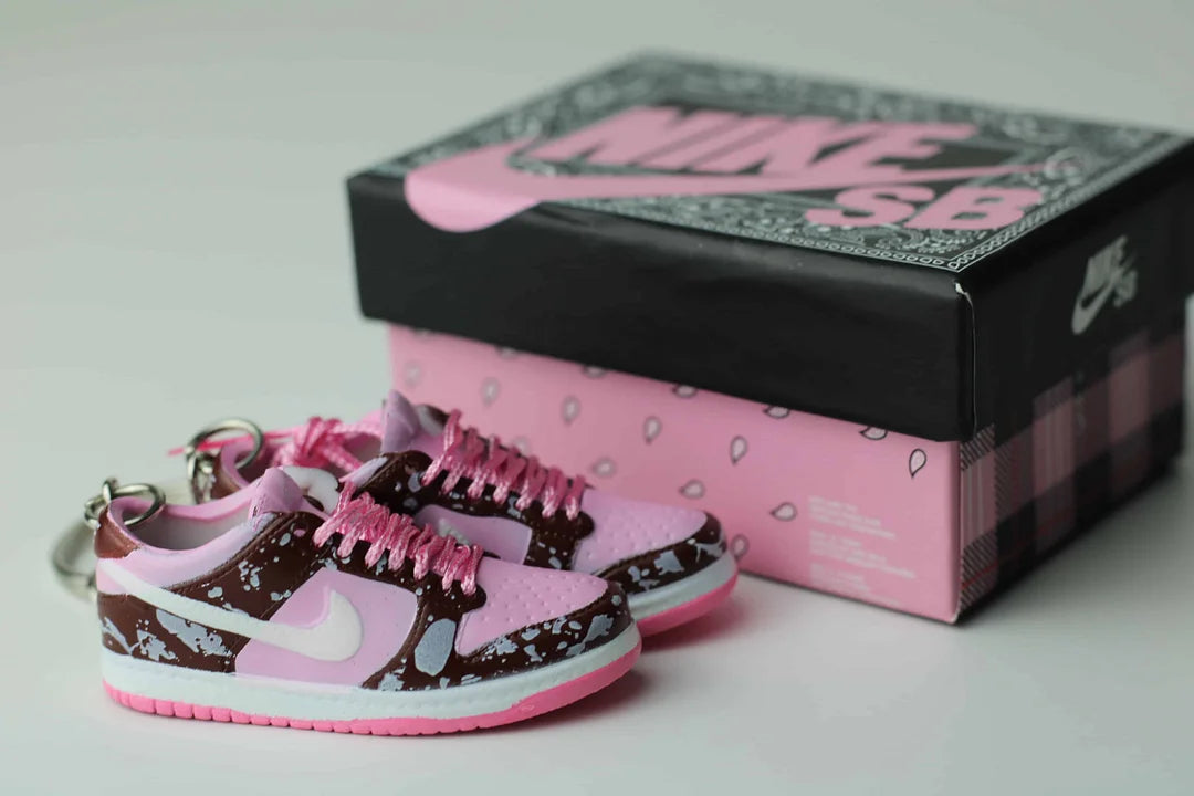 SB Dunk Low - "Pinky Dinky"